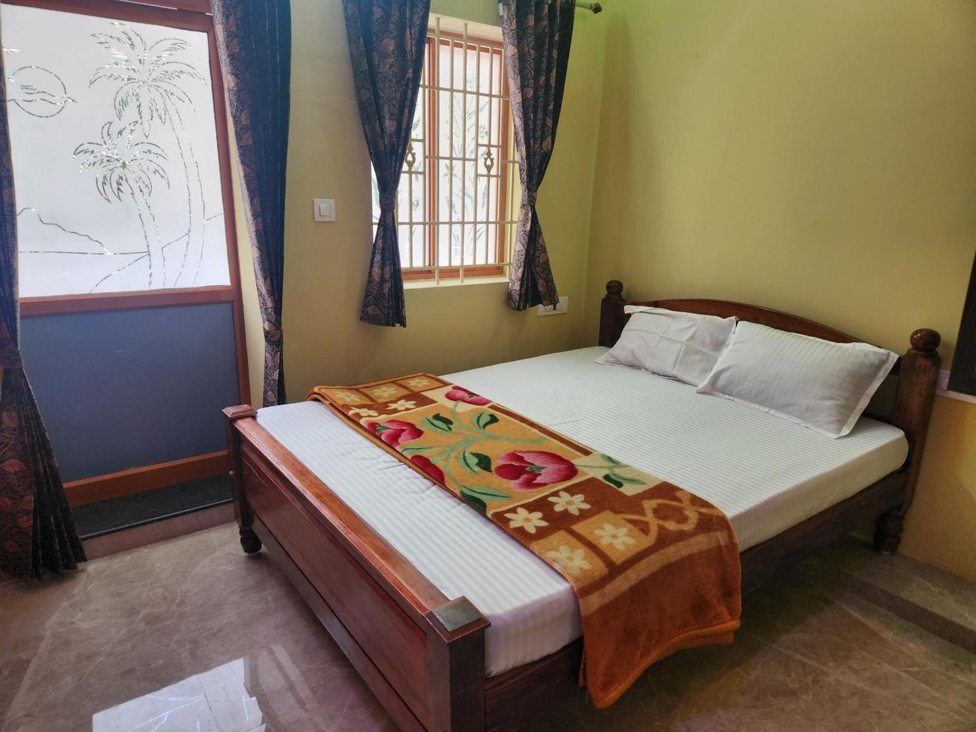 Krishnabhavan Resorts Yercaud Exterior photo